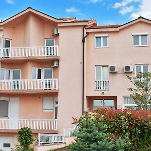 Guest House Regina Mundi